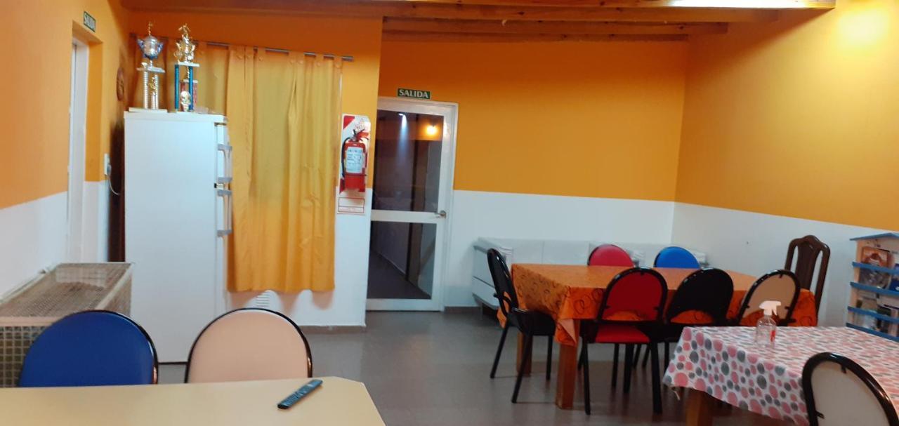 Hostel El Viajante Los Antiguos Εξωτερικό φωτογραφία