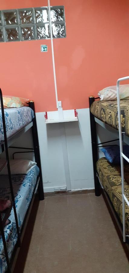 Hostel El Viajante Los Antiguos Εξωτερικό φωτογραφία