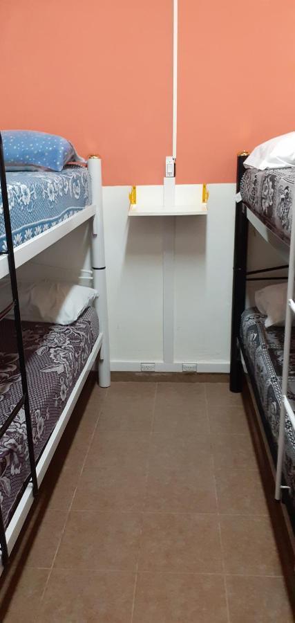 Hostel El Viajante Los Antiguos Εξωτερικό φωτογραφία